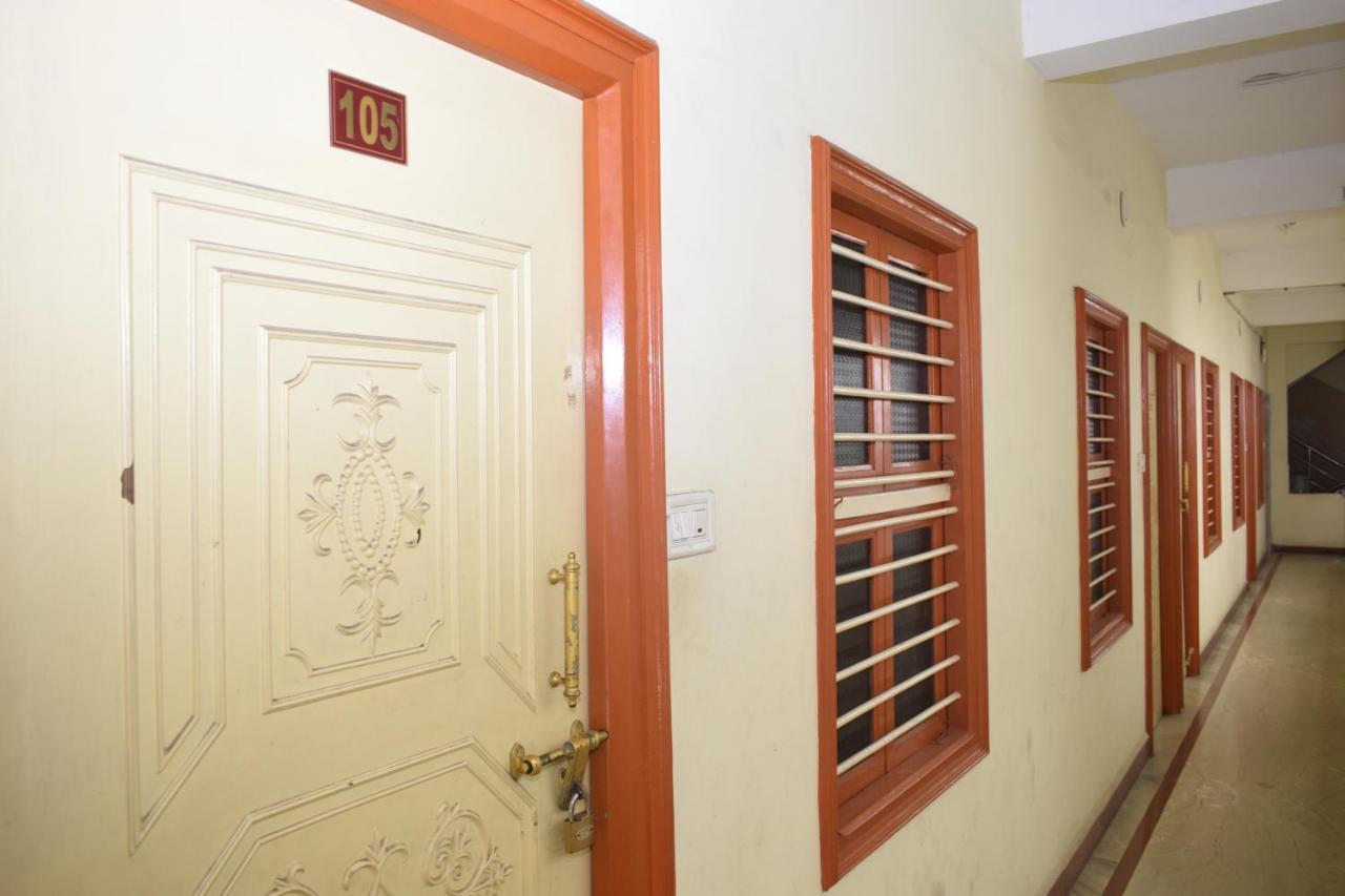 Pms Guest House Puducherry Eksteriør billede