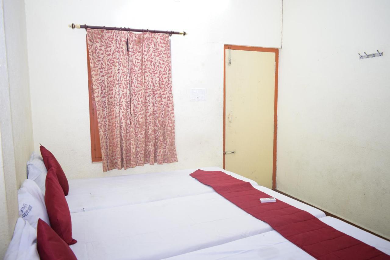 Pms Guest House Puducherry Eksteriør billede